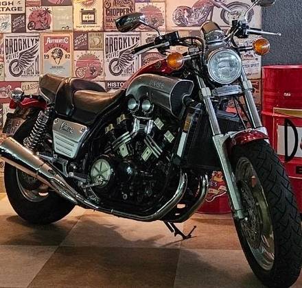 YAMAHA V MAX 1200 